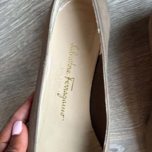 Salvatore Ferragamo Suede Pumps Size 9 - Picture 7 of 9